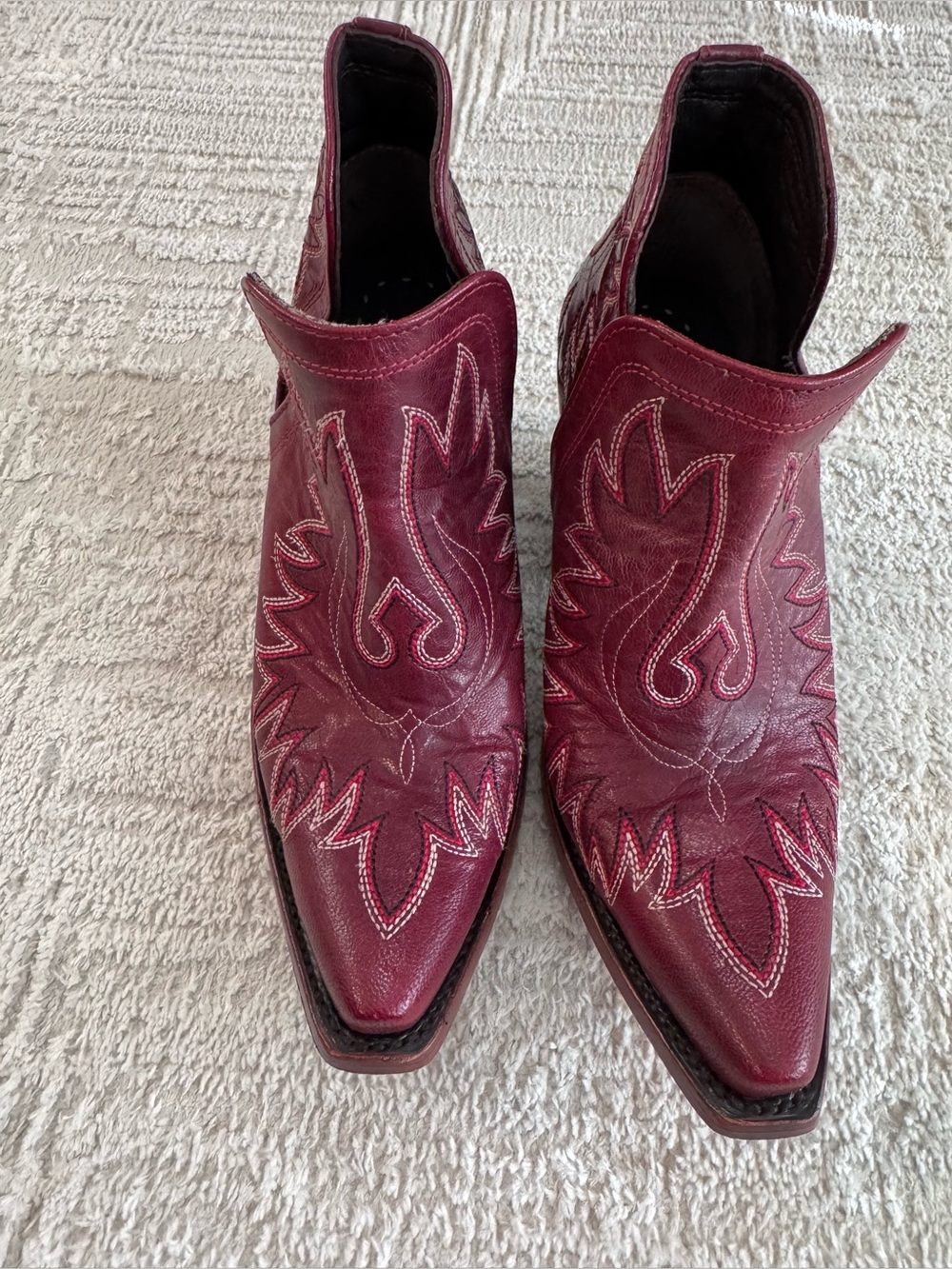 Ariat Dixon Western Booties. Size 9B - Picture 6 of 7